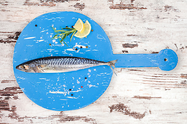 포토 JPG 해외이미지 스튜디오촬영 동물 1 음식 바다 백그라운드 재료 건강 어류 요리 사람없음 목재 가로 파란색 컬러풀 주방 식사 저녁식사 활발 흰색 신선 맛 바비큐 자르기 지중해 먹기 레몬 허브 해산물 질감 날것 후추 고등어 로즈메리 내추럴 점심식사 생식 해외202004 해외포토 나무 식물 컬러 컨셉 과일 모션 실내 수중동물 향신료 파일형식 이미지허브