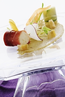 포토 JPG 해외이미지 그릇 음식 요리 사람없음 식사 저녁식사 파마 먹기 햄 치유 해외202004 해외포토 헤어스타일 식기 모션 육류 파일형식 이미지허브