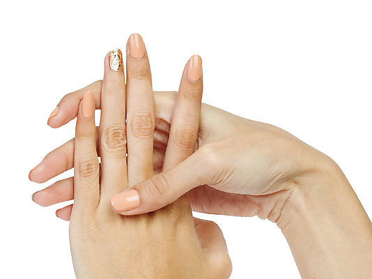 포토 JPG 해외이미지 직업 손 디자인 여자 꽃 백그라운드 신체 손가락 휴식 건강 사람 사람없음 치료 유행 스파 화장품 흰색 신선 잡기 못 고급 우아함 손톱관리 미용사 피부 피부관리 그림 광택 테라피 프랑스어 고립 돌봄 위생관리 스타일 해외202004 해외포토 식물 문자 컬러 컨셉 의학 모션 관리 신체부위 뷰티 공구 네일아트 파일형식 이미지허브