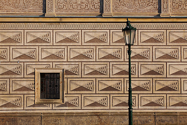 포토 JPG 해외이미지 유럽 여행 비즈니스 건축양식 사람없음 장식 궁전 도시 화려 묘사 정사각형 체코 프라하 랜드마크 르네상스 해외202004 해외포토 도형 건축 나라 컨셉 고건축 파일형식 이미지허브