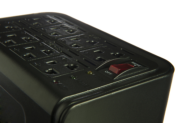 포토 JPG 해외이미지 사람없음 전자제품 검은색 에너지 흰색 보호 고립 해외202004 해외포토 컬러 컨셉 파일형식 이미지허브