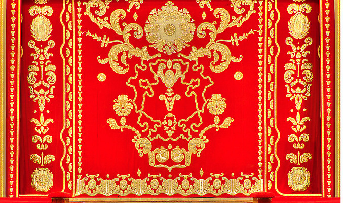 포토 JPG 해외이미지 음악 백그라운드 건축양식 사람없음 장식 빨간색 무대 커튼 발표 화려 황금 클래식 고급 우아함 극장 전시회 영화 연극 객석 르네상스 시상식 오페라 우크라이나 웅장함 스타일 벨벳 해외202004 해외포토 건축 유럽 컬러 컨셉 문화예술 전시 실크 파일형식 이미지허브