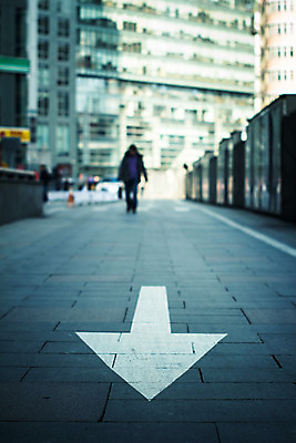 포토 JPG 해외이미지 디자인 전통문화 도로 길 교통수단 여행 백그라운드 패턴 교통시설 자연 화살 거리 프레임 사람없음 야외 파란색 햇빛 검은색 일몰 페인트 줄무늬 백발 도시 거친 고속도로 수면 디자이너 사인 질감 일렬 베이징 시티라이프 결 유리주전자 해외202004 해외포토 직업 전통 라이프스타일 헤어스타일 문화 컬러 교통 무늬 유리 주전자 물 태양 노을 중국 시설 생태계 파일형식 이미지허브