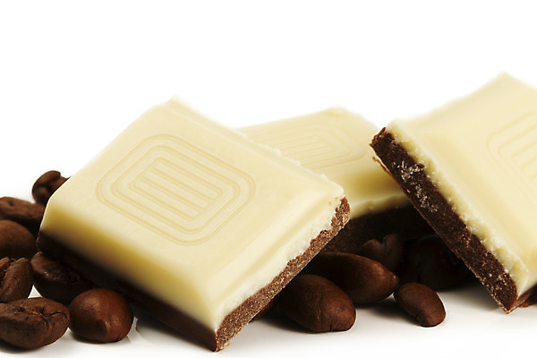 포토 JPG 해외이미지 커피 음료 조각 백그라운드 디저트 콩 사탕 씨앗 사람없음 갈색 초콜릿 검은색 어둠 블록 카페 우유 흰색 바 맛 낟알 굽기 아로마 카푸치노 에스프레소 코코아 라떼 카페인 해외202004 해외포토 식물 음식 컬러 컨셉 유제품 곡류 상점 구이 파일형식 이미지허브