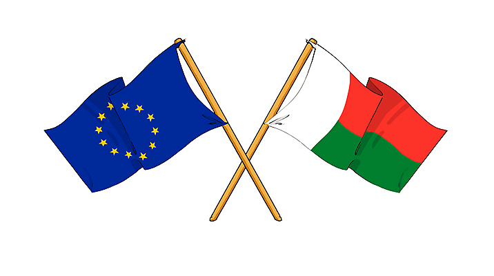 포토 JPG 해외이미지 유럽 아시아 일러스트 중동 아프리카 협력 사람없음 경제 친구 세계 우정 흰색 깃발 만화 그림 약속 손그림 동맹 고립 마다가스카르 아랍어 유럽연합 정치 지원 헬프 해외202004 해외포토 나라 컬러 관계 도움 파일형식 이미지허브