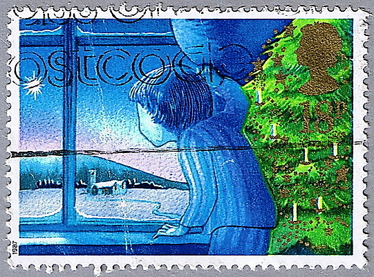 포토 JPG 해외이미지 나무 행복 크리스마스 통신 창문 휴가 봉투 영국 소년 취미 사람없음 장식 초록색 파란색 수확 신용카드 편지 수집 엽서 패키지 우표 고립 편지쓰기 해외202004 해외포토 식물 기념일 남자 감정 유럽 어린이 컬러 농업 금융 기록 파일형식 이미지허브