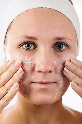 포토 JPG 해외이미지 백인 라이프스타일 웰빙 응시 여자 행복 얼굴 신체 자연 휴식 건강 가면 미술 한명 사람 인종 소녀 성인 치료 약 유행 스파 흰색 신선 상품 피부 크림 점토 변장 테라피 여드름 돌봄 수분크림 신청 완전 해외202004 해외포토 서양인 1 시선 감정 어린이 컬러 컨셉 의학 모션 문화예술 생활 신체부위 뷰티 화장품 생태계 파일형식 이미지허브