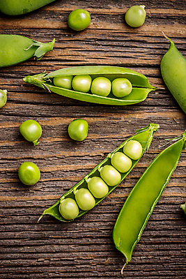 포토 JPG 해외이미지 실내 사람없음 완두콩 꼬투리 해외202004 해외포토 콩 내부 파일형식 이미지허브