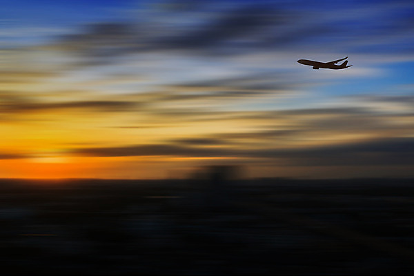 포토 JPG 해외이미지 구름 실루엣 여행 백그라운드 날개 오렌지 비즈니스 건축양식 교통시설 하늘 휴가 비행기 사람없음 건물 빨간색 태양 3D 일출 고층빌딩 일몰 덮개 도시 고급 항공 속도 넘어짐 대패 착륙 해외202004 해외포토 자연요소 건축물 건축 컬러 교통 컨셉 과일 항공교통 모션 대중교통 촬영기법 빌딩 노을 뚜껑 디지털합성 시설 파일형식 이미지허브