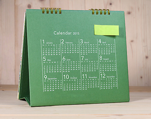 포토 JPG 해외이미지 종이 비즈니스 이벤트 사람없음 빨간색 사무실 다이어리 달력 시간 심볼 책상 사인 이젤 시작 심플 페이지 판지 월 마감 오늘 조언 카운트다운 목차 해외202004 해외포토 컬러 가구 사무용품 미술도구 날짜 파일형식 이미지허브