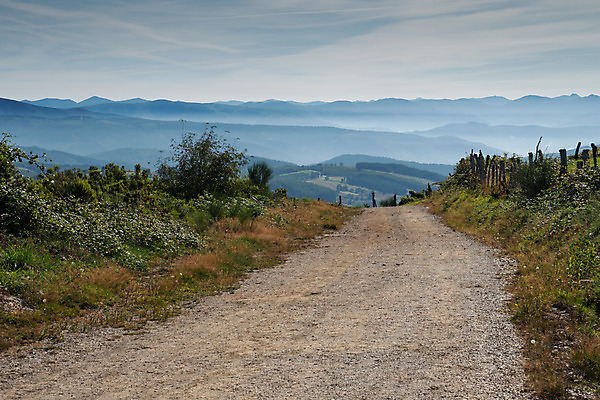 포토 JPG 해외이미지 유럽 길 여행 자국 자연 휴가 산 파노라마 풍경 사람없음 야외 관광지 환경 트래킹 하이킹 시골 스페인 오솔길 생태계 서식지 내추럴 방법 순례 산맥 해외202004 해외포토 나라 레저 촬영기법 파일형식 이미지허브