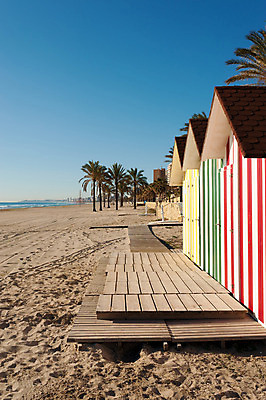 포토 JPG 해외이미지 모래 풍경 사람없음 세로 모래사장 야자수 햇빛 맑음 침묵 만 스페인 지중해 휴양지 헛간 알리칸테 해외202004 해외포토 나무 유럽 바다 날씨 태양 소리 장소 저장고 파일형식 이미지허브