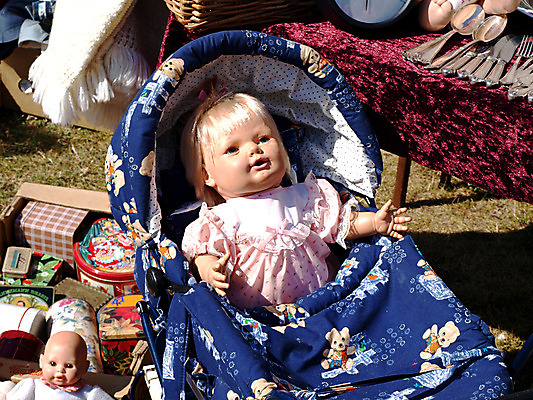 포토 JPG 해외이미지 얼굴 어린이 인형 조각 장난 놀이 사람 사람없음 장난감 머리 할로윈 수확 골동품 아기 시장 재산 무서움 복고 골절 구식 꼭두각시 옛날 특별함 회복 해외202004 해외포토 감정 컨셉 농업 의학 신체부위 금융 파일형식 이미지허브