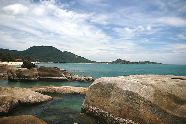 포토 JPG 해외이미지 나무 구름 할아버지 아시아 할머니 바다 섬 여행 태국 자연 하늘 휴가 사람 사람없음 물 태양 여행객 수영 숲 랜드마크 이국적 해외202004 해외포토 자연요소 식물 여자 노년 남자 나라 수상스포츠 생태계 파일형식 이미지허브