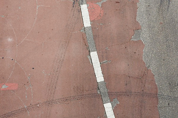 포토 JPG 도로 백그라운드 패턴 근접촬영 사람없음 바퀴자국 질감 스톤 돌재질 국내포토 길 뷰포인트 무늬 교통시설 자국 재질 돌_바위 파일형식