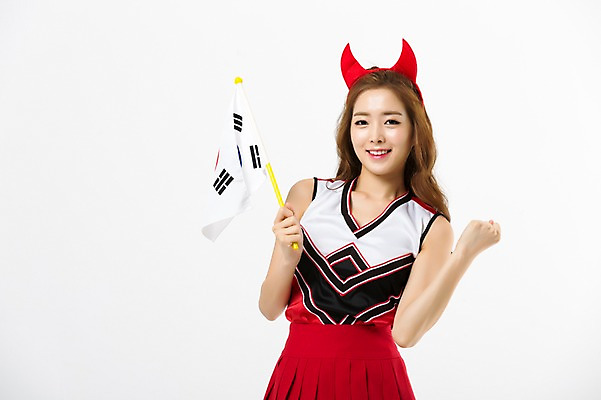 포토 JPG 스튜디오촬영 여자 실내 한명 서기 미소 들기 상반신 20대 성인 앞모습 파이팅 한국인 태극기 붉은악마 치어리더 애국심 성인여자한명만 월드싸커 국내포토 1 스포츠 뷰포인트 모션 표정 사람 동양인 청년 내부 국기 여자한명만 성인여자만 파일형식