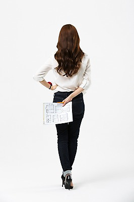 포토 JPG 스튜디오촬영 전신 여자 시안 실내 한명 서기 들기 20대 성인 뒷모습 한국인 패션디자이너 의상시안 성인여자한명만 국내포토 1 뷰포인트 모션 사람 동양인 청년 내부 디자이너 여자한명만 성인여자만 파일형식