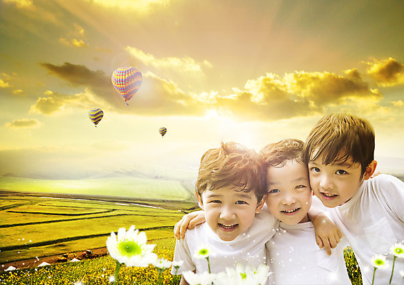 PSD 구름 편집 편집이미지 남자 꽃 어린이 어깨동무 세명 한국인 열기구 이미지편집 자연요소 식물 포즈 항공교통 사람 동양인 파일형식