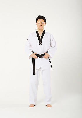 포토 JPG 스튜디오촬영 전신 남자 실내 한명 서기 20대 성인 앞모습 운동 한국인 태권도 태권도복 검은띠 사교육 사범 성인남자한명만 방과후 국내포토 1 교육 스포츠용품 뷰포인트 모션 건강 도복 사람 동양인 청년 내부 격투기 끈 남자한명만 성인남자만 파일형식