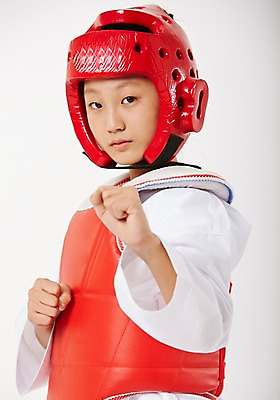 포토 JPG 스튜디오촬영 여학생 여자 청소년 실내 한명 서기 상반신 옆모습 10대 운동 한국인 보호장비 태권도 태권도복 품새 사교육 십대여자한명만 방과후 국내포토 1 학생 교육 뷰포인트 모션 건강 도복 사람 동양인 내부 격투기 장비 여자한명만 십대여자만 파일형식