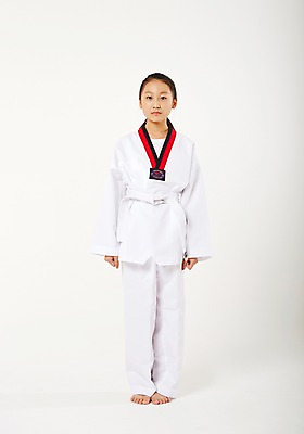 포토 JPG 스튜디오촬영 전신 여학생 여자 청소년 실내 한명 서기 앞모습 10대 운동 한국인 태권도 태권도복 사교육 십대여자한명만 방과후 흰띠 국내포토 1 학생 교육 스포츠용품 뷰포인트 모션 건강 도복 사람 동양인 내부 격투기 끈 여자한명만 십대여자만 파일형식