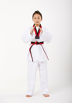 포토 JPG 스튜디오촬영 전신 여학생 여자 청소년 실내 한명 서기 앞모습 10대 운동 한국인 태권도 태권도복 품새 사교육 십대여자한명만 방과후 품띠 국내포토 1 학생 교육 스포츠용품 뷰포인트 모션 건강 도복 사람 동양인 내부 격투기 끈 여자한명만 십대여자만 파일형식