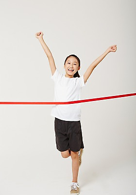 포토 JPG 스튜디오촬영 전신 여학생 여자 청소년 실내 한명 앞모습 10대 운동 한국인 우승 즐거움 체육복 골인 결승선 사교육 십대여자한명만 방과후 국내포토 1 학생 교육 감정 뷰포인트 건강 사람 동양인 내부 운동복 최고 체육 여자한명만 십대여자만 파일형식 옷 인종 여자만 십대만