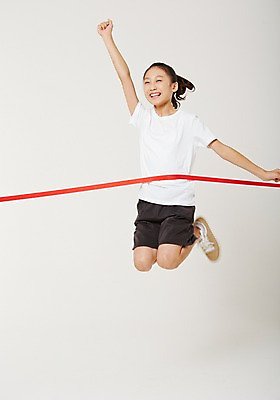 포토 JPG 스튜디오촬영 전신 여학생 여자 청소년 실내 한명 앞모습 10대 운동 점프 한국인 우승 즐거움 체육복 골인 결승선 사교육 십대여자한명만 방과후 국내포토 1 학생 교육 감정 뷰포인트 모션 건강 사람 동양인 내부 운동복 최고 체육 여자한명만 십대여자만 파일형식 옷 인종 여자만 십대만