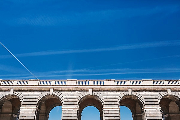 포토 JPG 주간 해외풍경 계절 유럽 여행 하늘 풍경 사람없음 야외 건물 여름 궁전 스페인 아치 마드리드 국내포토 자연요소 해외 건축물 나라 고건축 파일형식