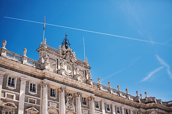 포토 JPG 주간 해외풍경 계절 유럽 여행 하늘 풍경 사람없음 야외 건물 여름 궁전 스페인 마드리드 국내포토 자연요소 해외 건축물 나라 고건축 파일형식