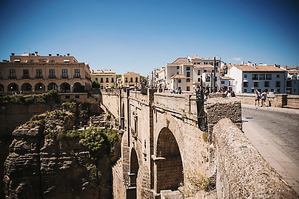 포토 JPG 주간 해외풍경 계절 유럽 여행 풍경 사람없음 야외 건물 여름 마을 다리 스페인 론다 안달루시아 국내포토 자연요소 해외 건축물 나라 신체부위 파일형식
