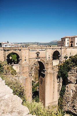 포토 JPG 주간 해외풍경 계절 유럽 여행 풍경 사람없음 야외 건물 여름 절벽 다리 스페인 론다 안달루시아 국내포토 자연요소 해외 건축물 나라 신체부위 파일형식