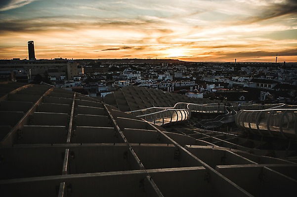 포토 JPG 주간 해외풍경 계절 유럽 여행 풍경 사람없음 야외 건물 여름 마을 일몰 스페인 안달루시아 세비아 국내포토 자연요소 해외 건축물 나라 노을 파일형식