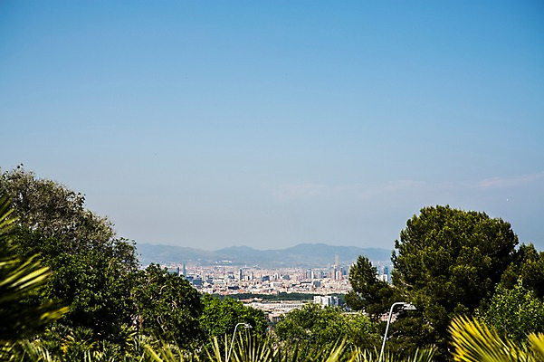 포토 JPG 주간 해외풍경 계절 유럽 여행 풍경 사람없음 야외 건물 여름 마을 스페인 전망대 바르셀로나 카탈루냐 몬주익언덕 국내포토 자연요소 해외 건축물 나라 언덕 파일형식