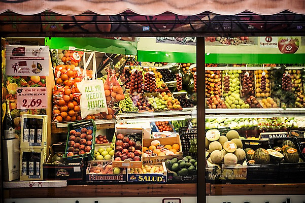 포토 JPG 주간 해외풍경 계절 유럽 여행 과일 풍경 사람없음 야외 여름 상점 여름풍경 스페인 바르셀로나 카탈루냐 국내포토 자연요소 해외 나라 파일형식 여름_계절
