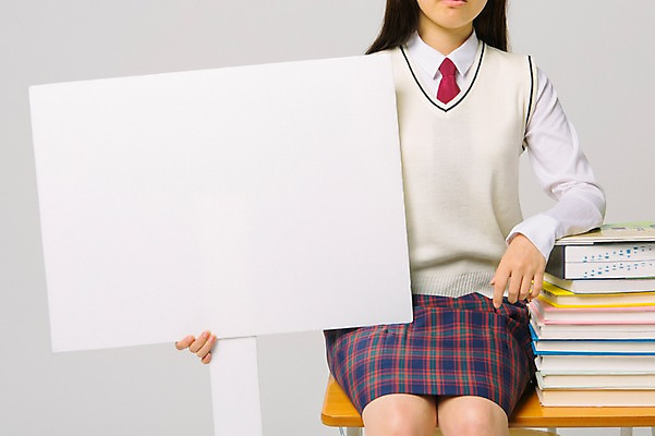 포토 JPG 학생 배너 여자 교복 청소년 사각프레임 프레임 광고판 알림판 한명 들기 앉기 책 팻말 수능 수험생 국내포토 1 옷 모션 고등학생 사람 사각형 시험 판 파일형식