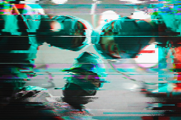 JPG 편집 편집이미지 여자 남자 경고 성인 세명 의료진 수술 뉴스 성형수술 사회이슈 디지털합성 합성 수술복 번짐 중독 노이즈 디지털아트 편집실사 직업 컨셉 의학 사람 치료 가운 CG 파일형식 효과