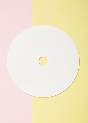 포토 JPG 스튜디오촬영 실내 사람없음 하이앵글 CD 오브젝트 CD자켓 국내포토 뷰포인트 내부 파일형식