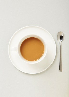 포토 JPG 스튜디오촬영 커피 휴식 실내 누끼 사람없음 하이앵글 커피잔 티스푼 오브젝트 국내포토 음료 뷰포인트 컨셉 잔 내부 숟가락 파일형식