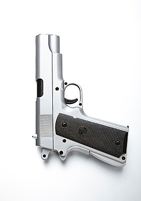 포토 JPG 스튜디오촬영 실내 누끼 사람없음 하이앵글 권총 오브젝트 국내포토 뷰포인트 내부 총 파일형식