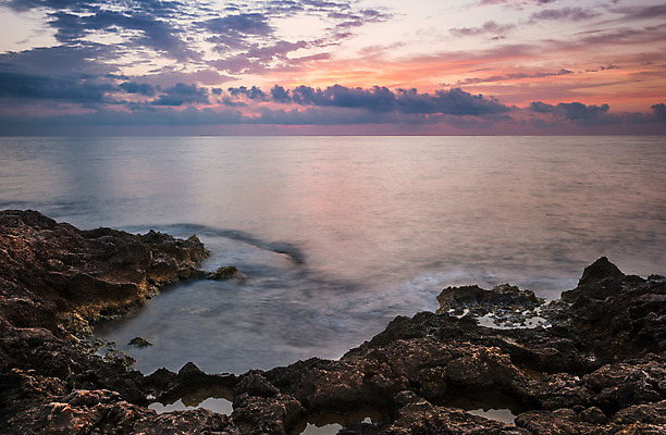 포토 JPG 해외이미지 구름 파도 바다 여행 오렌지 자연 하늘 표면 아침 풍경 사람없음 야외 물 여름 컬러풀 반사 일출 침묵 황혼 일몰 새벽 활발 바위 저녁 지중해 장면 내추럴 튀니지 수평선 해외202004 해외포토 주간 자연요소 계절 컬러 컨셉 과일 아프리카 노을 소리 돌_바위 야간 생태계 파일형식 이미지허브