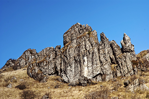 포토 JPG 해외이미지 나무 자연 하늘 산 풍경 사람없음 중국 절벽 해외202004 해외포토 식물 아시아 생태계 파일형식 이미지허브