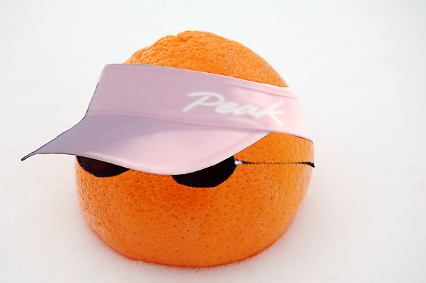 포토 JPG 해외이미지 분홍색 겨울 오렌지 부활절 사람없음 선글라스 노란색 해외202004 해외포토 계절 기념일 안경 컬러 과일 파일형식 이미지허브