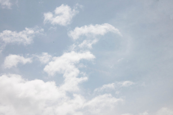 포토 JPG 해외이미지 구름 계절 종이 하늘색 백그라운드 텍스트 자연 하늘 날씨 풍경 사람없음 야외 여름 파란색 단어 빛 햇빛 태양 라벨 환경 맑음 봄 가을 메시지 분위기 수분 질감 천국 흐림 해외202004 해외포토 자연요소 문자 컬러 컨셉 프레임 생태계 파일형식 이미지허브