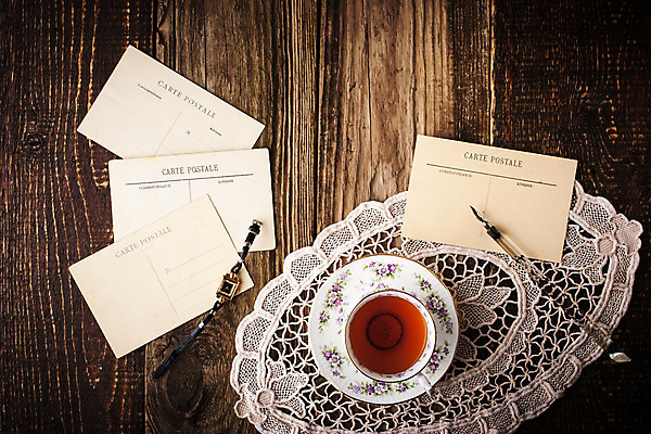 포토 JPG 해외이미지 디자인 꽃 종이 음료 시계 백그라운드 탁자 사람없음 목재 컵 가로 초록색 펜 갈색 보라색 희망 수확 흰색 시골 직물 인사 시간 뜨거움 도자기 투명 제비꽃 손목시계 향수 냅킨 엽서 백자 옛날 정물화 해외202004 해외포토 나무 식물 식기 감정 컬러 가구 농업 재료 장신구 필기구 화장품 예절 편지 그림 파일형식 이미지허브