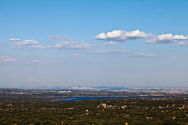 포토 JPG 해외이미지 나무 식물 구름 계절 유럽 여행 낙엽 자연 하늘 조명 풍경 사람없음 여름 파란색 빛 햇빛 환경 스페인 생태계 마드리드 생태학 해외202004 해외포토 자연요소 교육 나라 컬러 잎 태양 파일형식 이미지허브