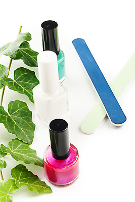 포토 JPG 해외이미지 여자 백그라운드 유리 사람없음 빨간색 빛 세트 컬러풀 유행 검은색 페인트 화장품 흰색 못 화려 컨테이너 손톱관리 손톱 만들기 광택 니스 돌봄 페디큐어 해외202004 해외포토 손 산업 컬러 컨셉 모션 재질 사람 뷰티 공구 네일아트 파일형식 이미지허브