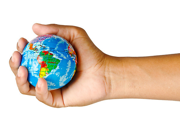 포토 JPG 해외이미지 아시아 지구 조각 여행 컨셉 지도 비즈니스 관리 손바닥 사람 사람없음 세계 글로벌 지구본 평화 환경 미국 행성 터치 흰색 보호 심볼 오브젝트 싱글 반구 고립 돌봄 해외202004 해외포토 손 나라 컬러 북아메리카 모션 우주 원형 파일형식 이미지허브