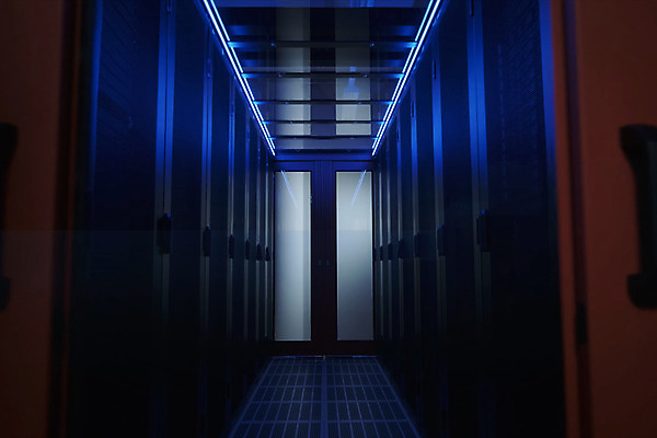 포토 JPG 해외이미지 산업 선 컨셉 인터넷 비즈니스 통신 아이디어 기술 사람없음 컴퓨터 디지털 자료 방 장비 정보 업무 그물 네트워크 그룹 날짜 센터 플러그 코드 연결 묘사 전자 지역 시스템 포트 스위치 신발장 인터페이스 네트워킹 제공자 해외202004 해외포토 전자제품 작업 파일형식 이미지허브