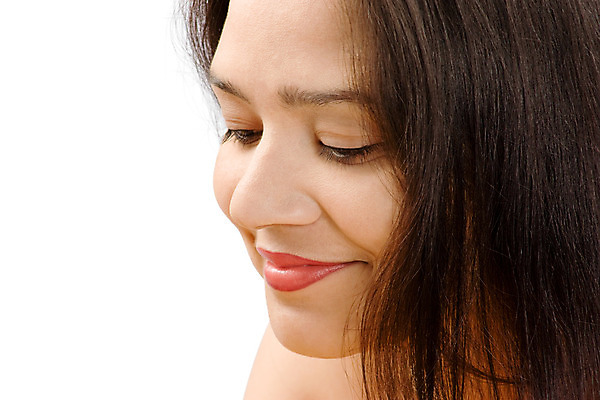 포토 JPG 해외이미지 여자 행복 얼굴 건강 한명 미소 웃음 사람 신선 화려 닫기 수줍음 눈썹 속눈썹 입술 피부관리 내추럴 돌봄 해외202004 해외포토 1 감정 컨셉 모션 표정 신체부위 뷰티 파일형식 이미지허브